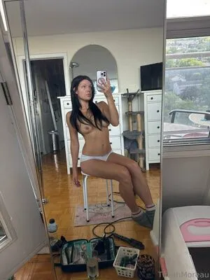 Tirzahmoreau OnlyFans Leaked Free Thumbnail Picture - #4PuAkGnwJl