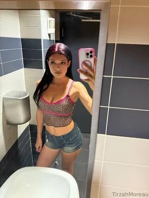 Tirzahmoreau OnlyFans Leaked Free Thumbnail Picture - #edrwEsmIHZ