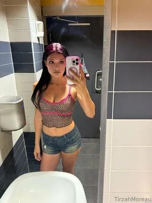 Tirzahmoreau OnlyFans Leaked Free Thumbnail Picture - #rRHu0gBBFr