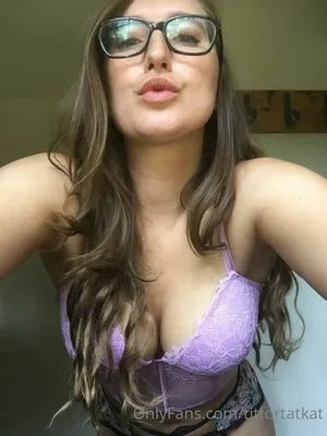 Titfortatkat OnlyFans Leaked Free Thumbnail Picture - #DMsPgaMK3Z
