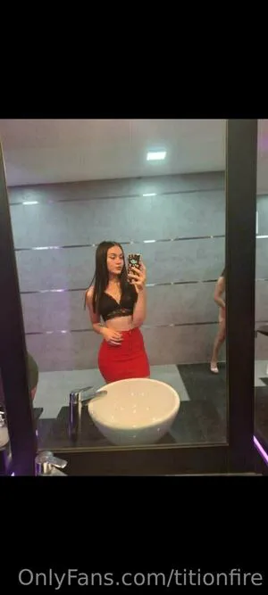 Titionfire OnlyFans Leaked Free Thumbnail Picture - #8Ib1q27b6P