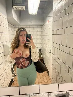Titsandtatsss OnlyFans Leaked Free Thumbnail Picture - #iY01dqsjul