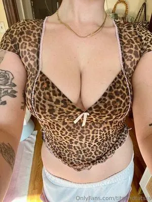 Titsandtatsss OnlyFans Leaked Free Thumbnail Picture - #tjz8I5lIBV
