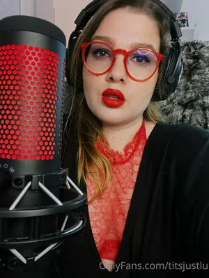 Titsjustlu OnlyFans Leaked Free Thumbnail Picture - #5wTZaUEtyG