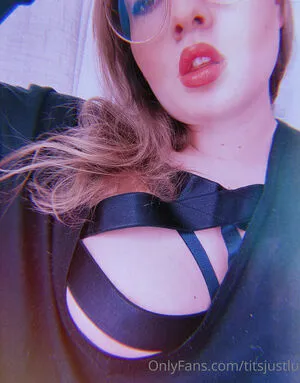 Titsjustlu OnlyFans Leaked Free Thumbnail Picture - #zmO8ecOZFO