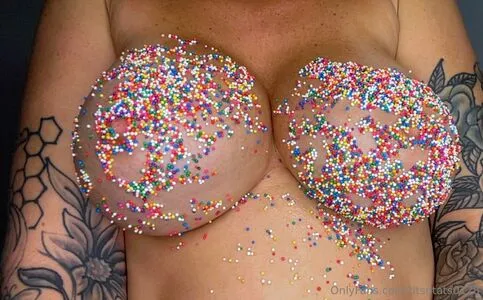 Titsntats0128 OnlyFans Leaked Free Thumbnail Picture - #9Gb7a9IW4W