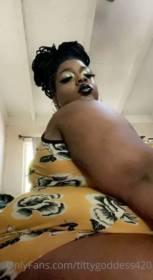 Tittygoddess420 OnlyFans Leaked Free Thumbnail Picture - #9CfBbOk3V7