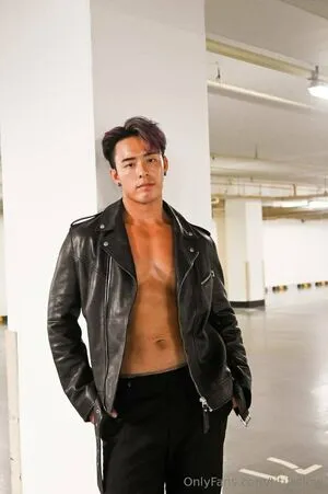 Titusslow OnlyFans Leaked Free Thumbnail Picture - #Kn6B8iZ1BV