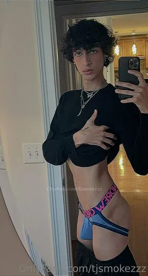 Tjsmokezzz OnlyFans Leaked Free Thumbnail Picture - #TOQIsc9PVC