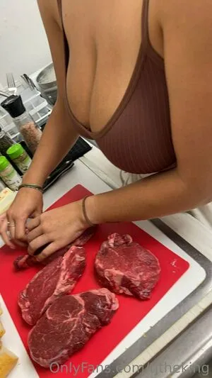 Tjtheking OnlyFans Leaked Free Thumbnail Picture - #OTLXW7GYE7