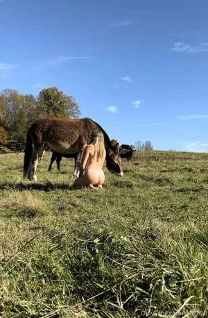 Tleigh95 OnlyFans Leaked Free Thumbnail Picture - #7btMxtgeLC