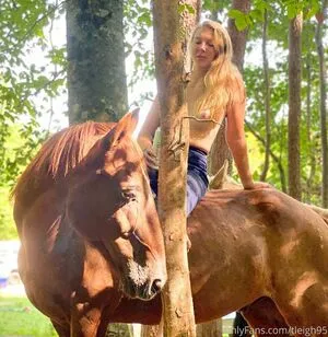 Tleigh95 OnlyFans Leaked Free Thumbnail Picture - #jUaB9h61wi