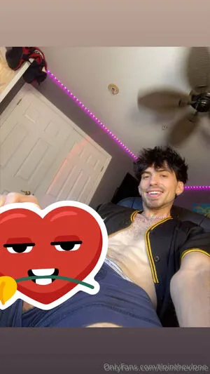 Tlointhevlone OnlyFans Leaked Free Thumbnail Picture - #DTxoyFIZmN