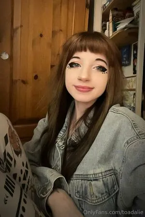 Toadalie OnlyFans Leaked Free Thumbnail Picture - #MIDnay9xdR