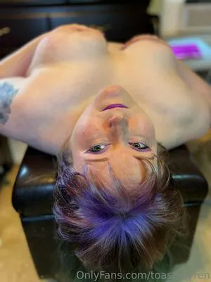 Toastysyren OnlyFans Leaked Free Thumbnail Picture - #IlHaVUVAZv