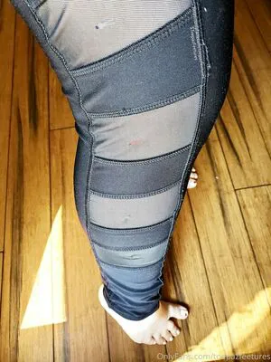 Toepazfeetures OnlyFans Leaked Free Thumbnail Picture - #8vR21mLZ7L