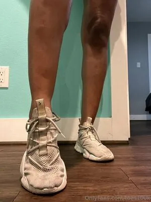 Toes100k OnlyFans Leaked Free Thumbnail Picture - #dfk1GOWW7L
