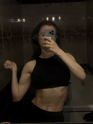 Toma Efremova OnlyFans Leaked Free Thumbnail Picture - #5iIK4o1tGY