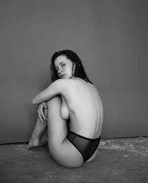 Toma Efremova OnlyFans Leaked Free Thumbnail Picture - #9IjgcTPxnz