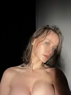 Toma Efremova OnlyFans Leaked Free Thumbnail Picture - #QW76GVb2ie