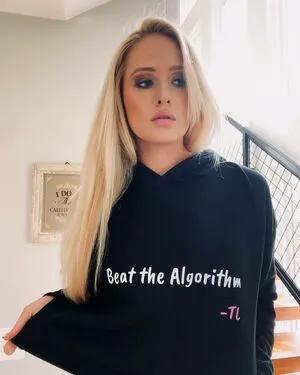 Tomi Lahren OnlyFans Leaked Free Thumbnail Picture - #4wUZ8LECkG