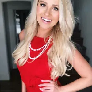 Tomi Lahren OnlyFans Leaked Free Thumbnail Picture - #6StL1aFigd