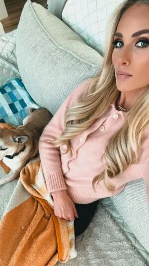 Tomi Lahren OnlyFans Leaked Free Thumbnail Picture - #7xz25oxGpo