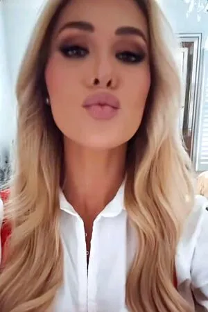 Tomi Lahren OnlyFans Leaked Free Thumbnail Picture - #8u3vQoiwQ1