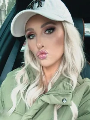 Tomi Lahren OnlyFans Leaked Free Thumbnail Picture - #IUVHvunWBc