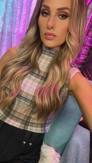 Tomi Lahren OnlyFans Leaked Free Thumbnail Picture - #KaRxKy7d8r