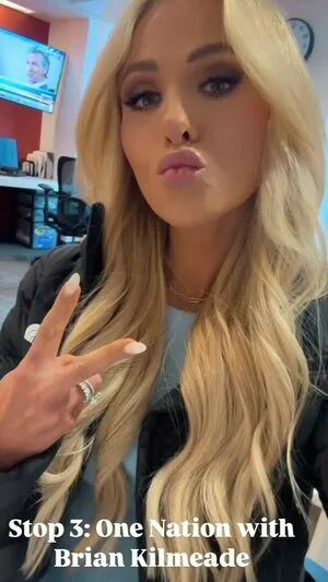 Tomi Lahren OnlyFans Leaked Free Thumbnail Picture - #b25zJZ923m