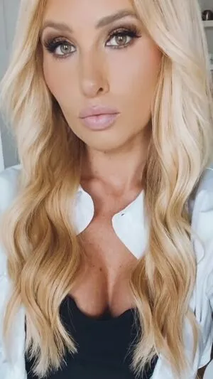 Tomi Lahren OnlyFans Leaked Free Thumbnail Picture - #dSCb10cuyu