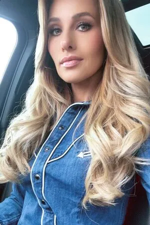 Tomi Lahren OnlyFans Leaked Free Thumbnail Picture - #hipIsHWok2