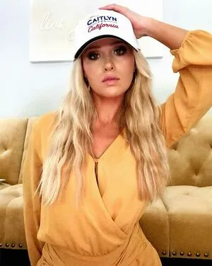 Tomi Lahren OnlyFans Leaked Free Thumbnail Picture - #wvANG2Sedj