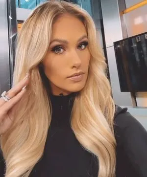 Tomi Lahren OnlyFans Leaked Free Thumbnail Picture - #yihu6drzfr