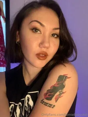 Tomiebabydoll OnlyFans Leaked Free Thumbnail Picture - #hysYYNBCIJ