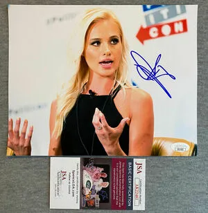 Tomilahren OnlyFans Leaked Free Thumbnail Picture - #bNucvvwdpe