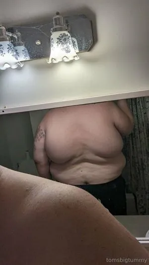 Tomsbigtummy OnlyFans Leaked Free Thumbnail Picture - #cBw3ijlqvx
