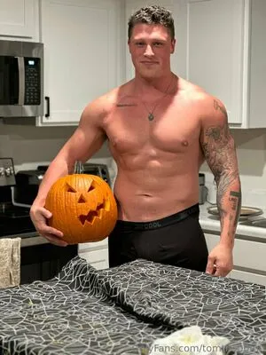 Tomtheb0mb OnlyFans Leaked Free Thumbnail Picture - #m8pvNjWc6p