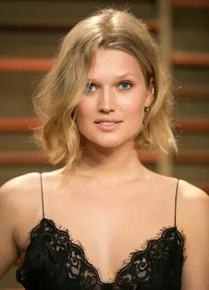 Toni Garrn OnlyFans Leaked Free Thumbnail Picture - #68CD18dQxg