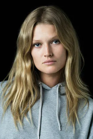 Toni Garrn OnlyFans Leaked Free Thumbnail Picture - #UFF4a7rjvH