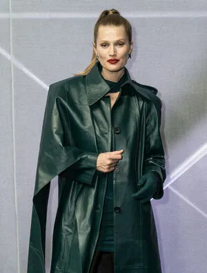 Toni Garrn OnlyFans Leaked Free Thumbnail Picture - #owkPSY536B
