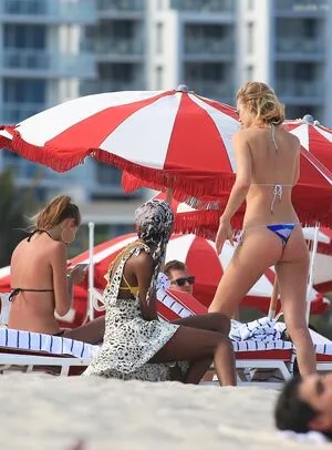Toni Garrn OnlyFans Leaked Free Thumbnail Picture - #pCSzLYDFXn