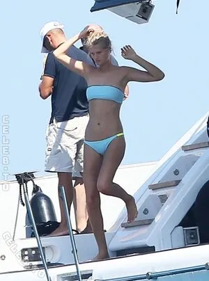 Toni Garrn OnlyFans Leaked Free Thumbnail Picture - #qBV5ImhKXT