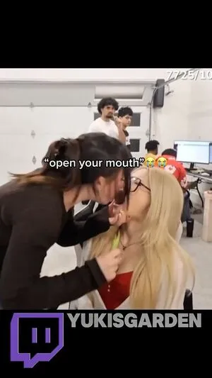 Toni May OnlyFans Leaked Free Thumbnail Picture - #V1jmPR80AC