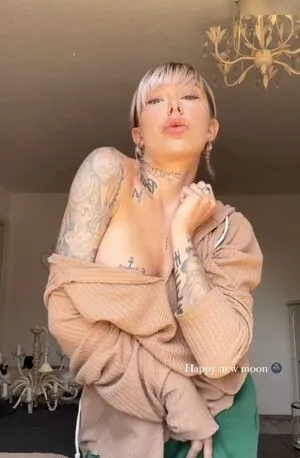 Toni Trips OnlyFans Leaked Free Thumbnail Picture - #AotdYwaEvW