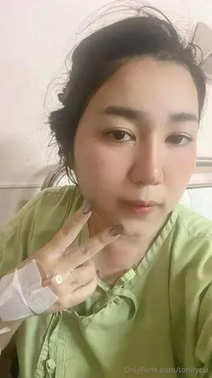 Toniiyou OnlyFans Leaked Free Thumbnail Picture - #1gzIai9yxH