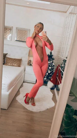 Tonnia OnlyFans Leaked Free Thumbnail Picture - #6WOtP3X4se
