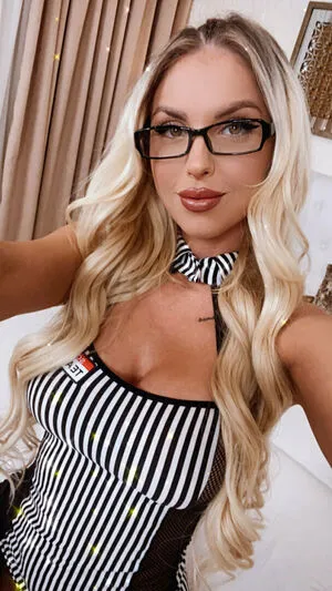 Tonnia OnlyFans Leaked Free Thumbnail Picture - #D1uKSyslUW
