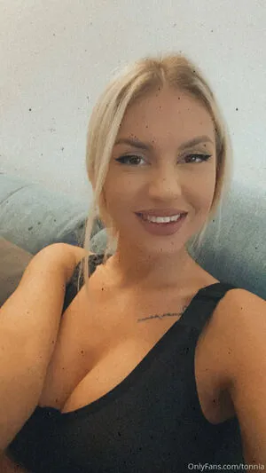 Tonnia OnlyFans Leaked Free Thumbnail Picture - #FWbLYvNxwH